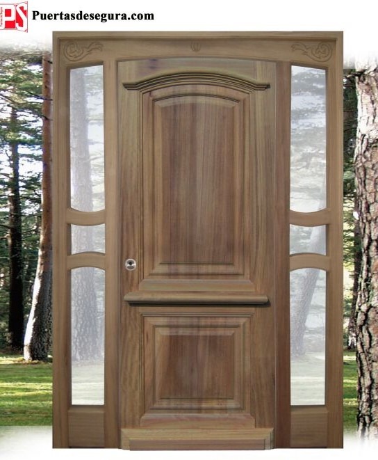 Puerta de entrada de madera maciza de iroko